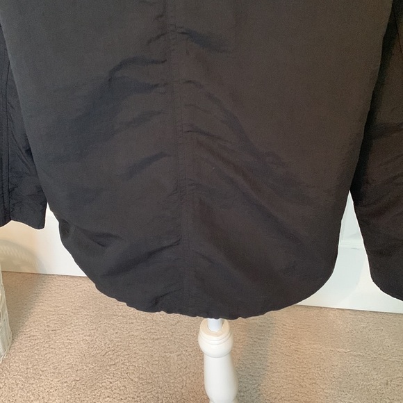 GAP black nylon jacket Size Medium - Picture 5 of 7